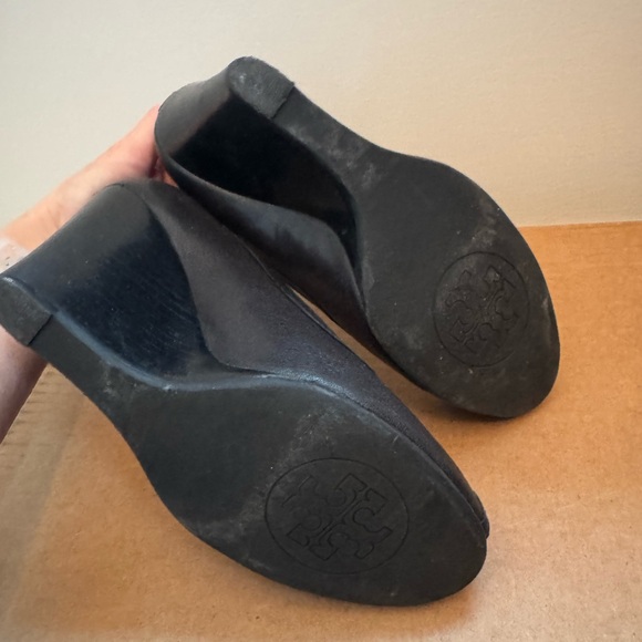 Tory Burch Wedges 6.5 - Picture 6 of 7